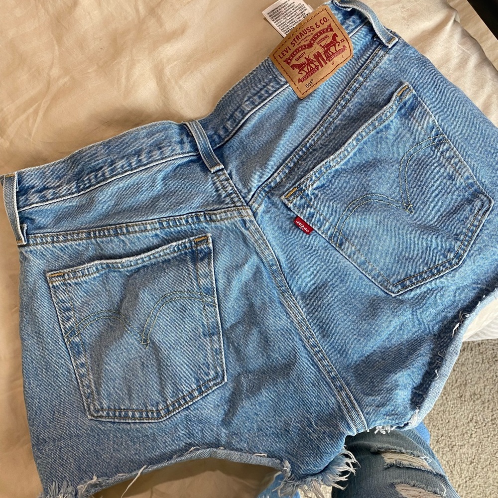 Love Them But They Are Just A Bit To Bug For Me! - image 2